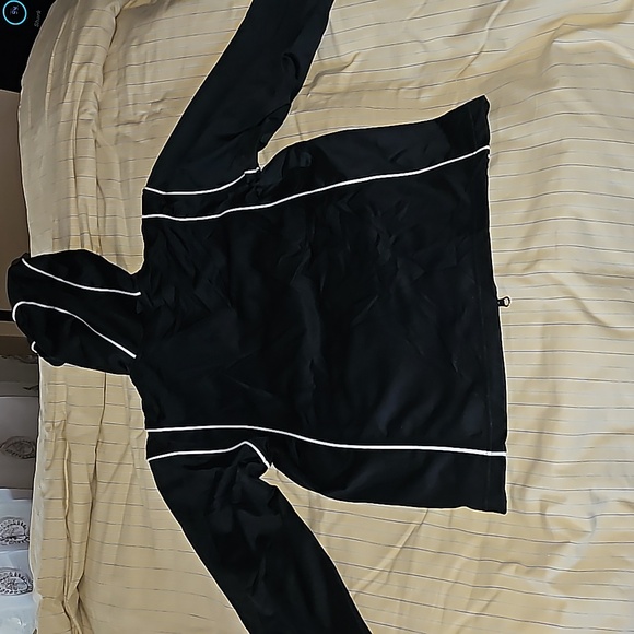 Black and white jacket - Picture 8 of 14